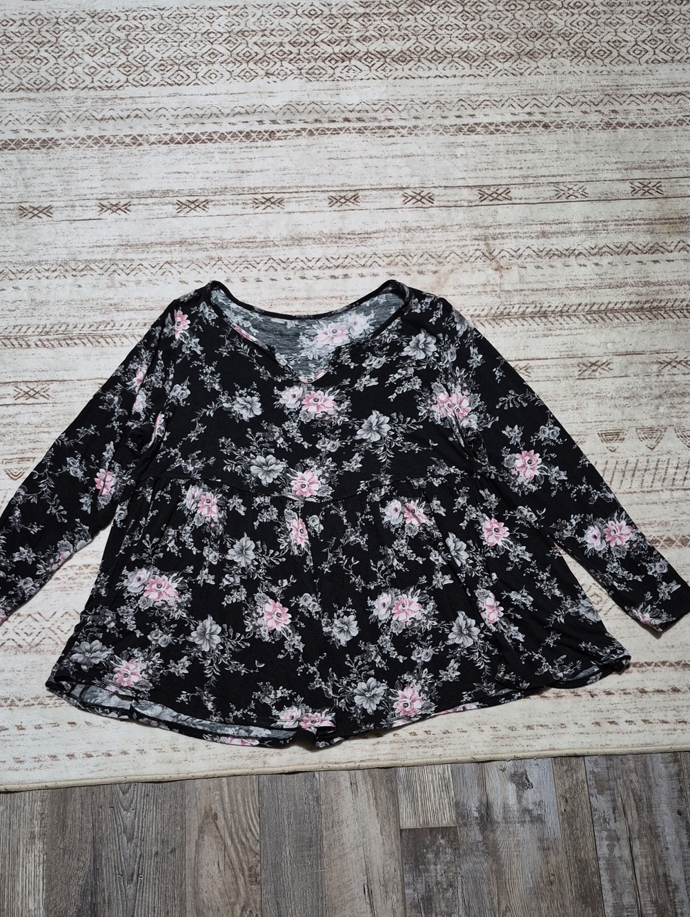 George Black Floral Long-Sleeve V-Neck Tunic with Pink Flowers
